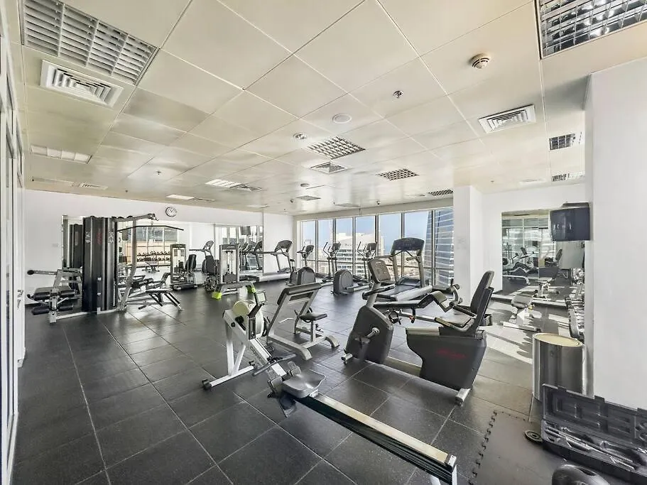 Vibrant 2Br Escape With Pool & Gym Apartment Dubai United Arab Emirates