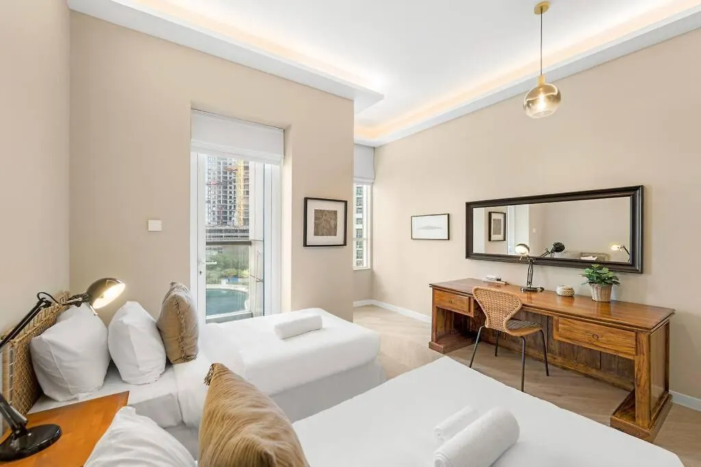 شقة Vibrant 2Br Escape With Pool & Gym دبي